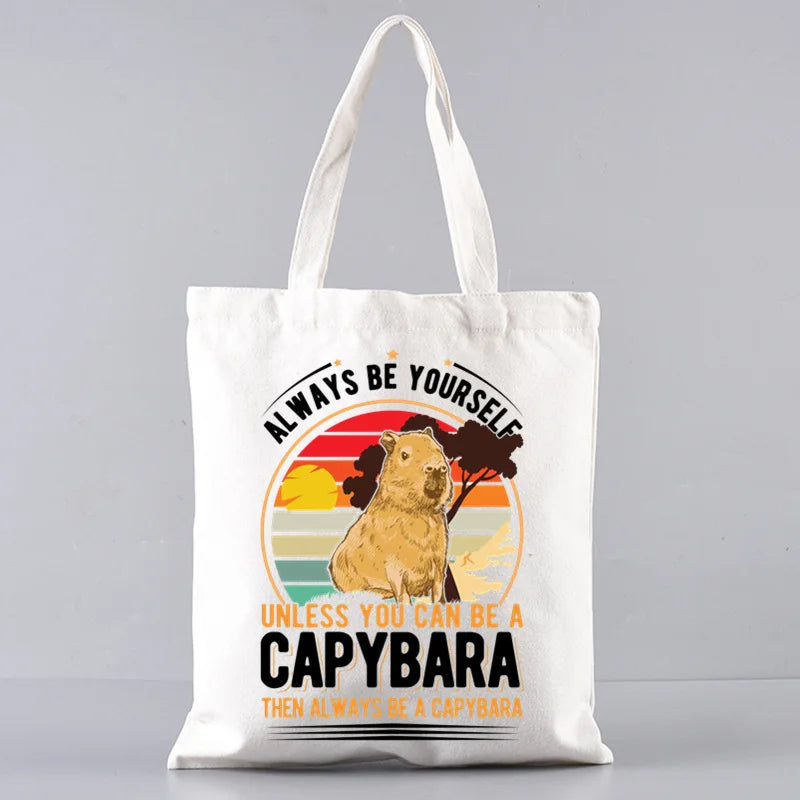 bolsa sé tu mismo a menos que seas un capibara, entonces sé un capibara