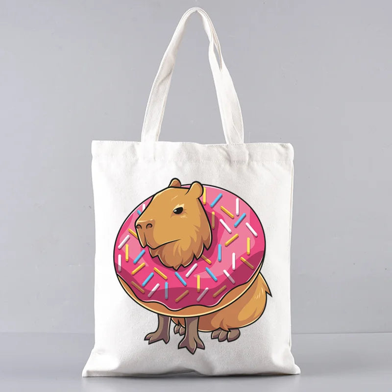 bolsa de capibara con donut gigante de collar
