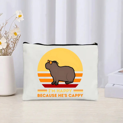 neceser soy feliz porque él es cappy (capibara)